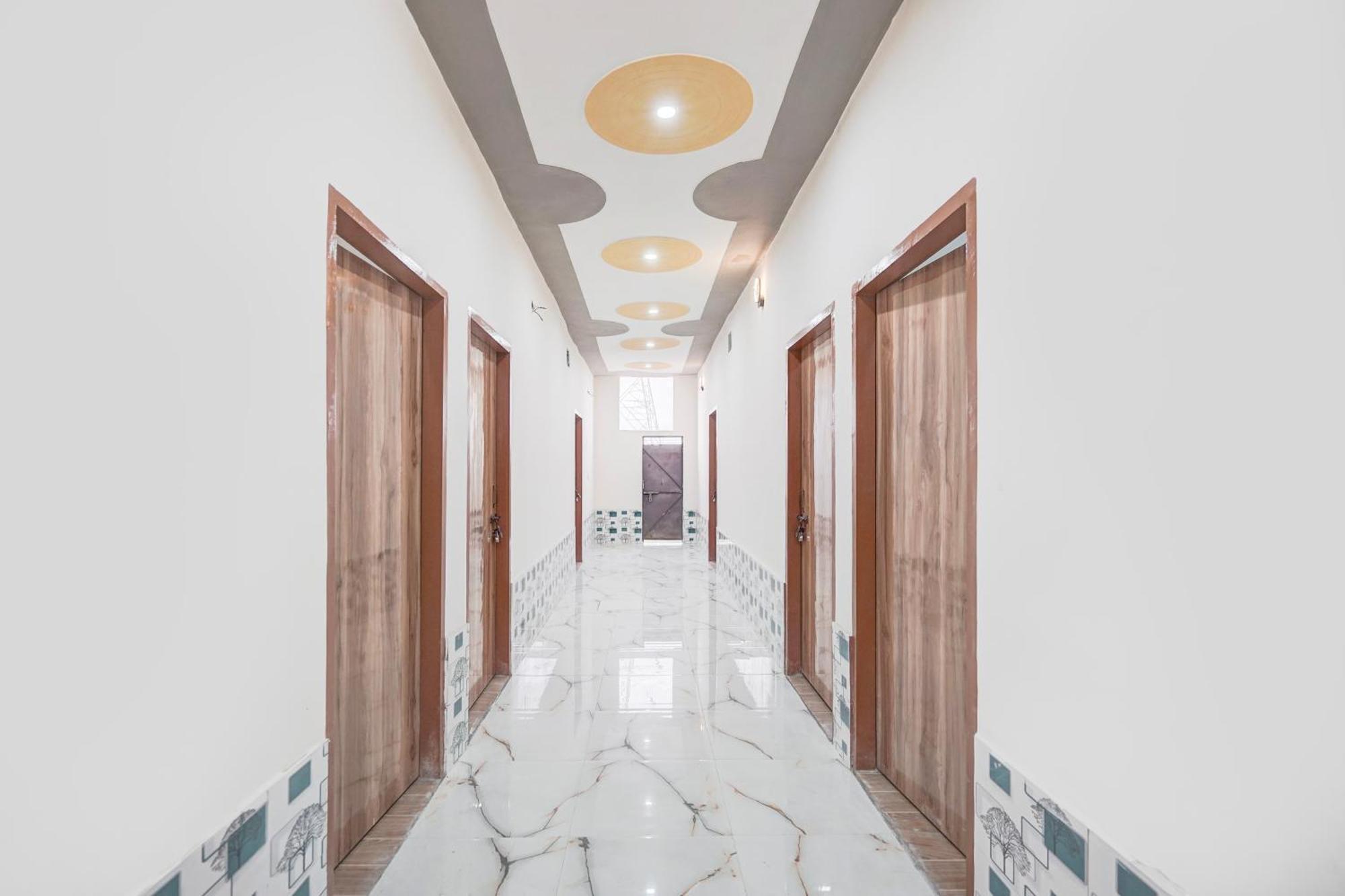 Hotel O Golden Bird Noida Exterior foto