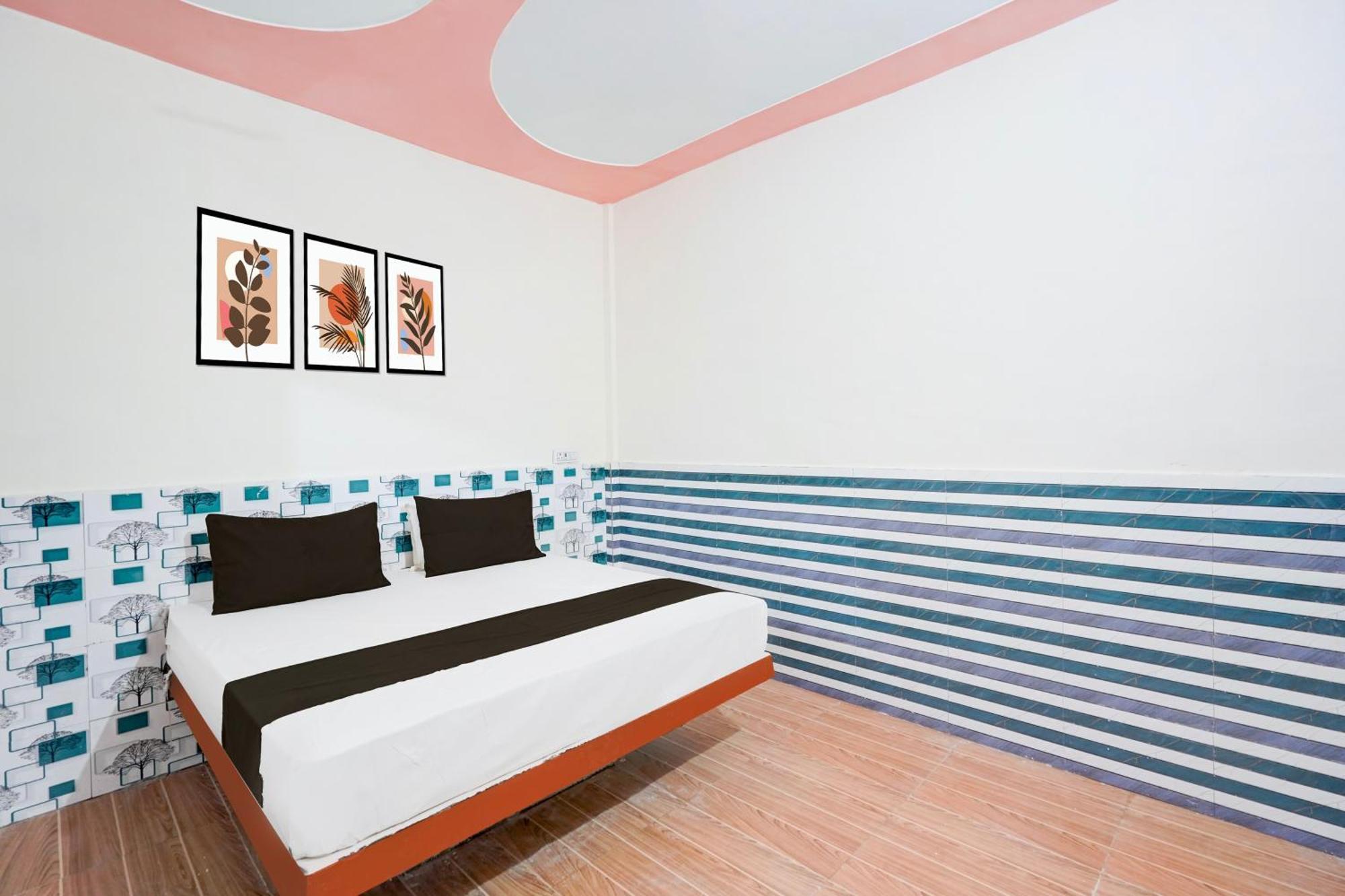 Hotel O Golden Bird Noida Exterior foto